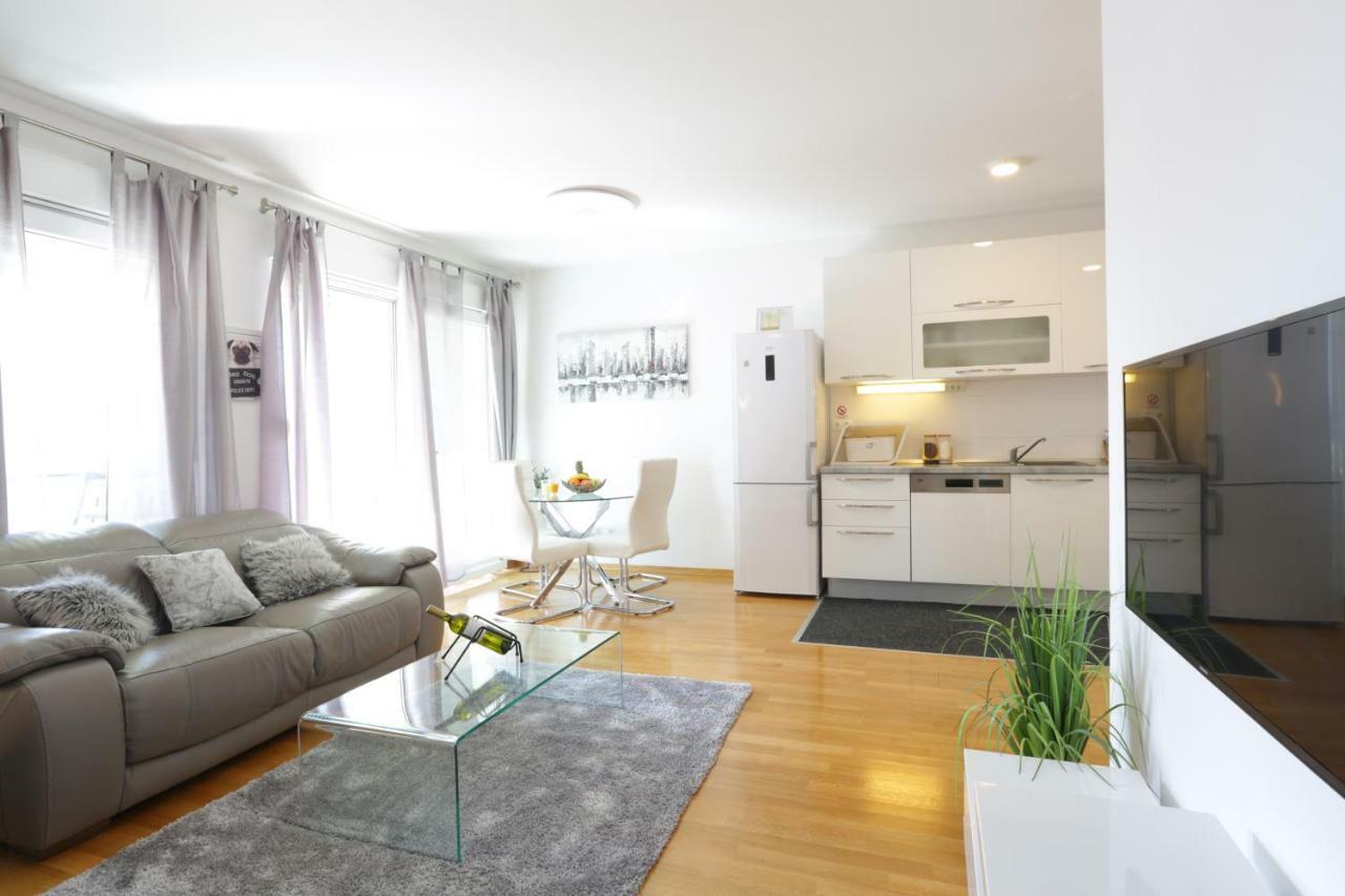 Apartment Rio Podstrana Eksteriør billede